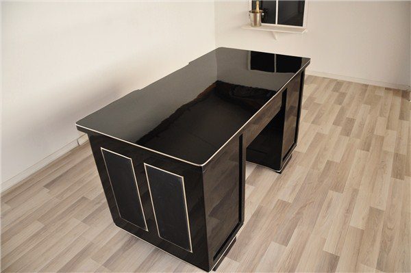 Art Deco Schreibtisch mit Lederapplikationen