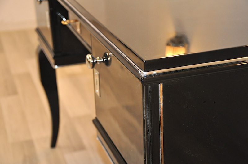 Französischer Art-Deco-Schreibtisch für Damen