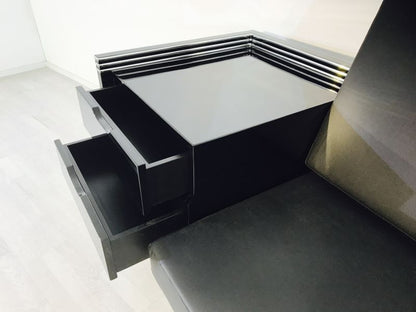 Großer Art Deco Sessel mit Chromleisten
