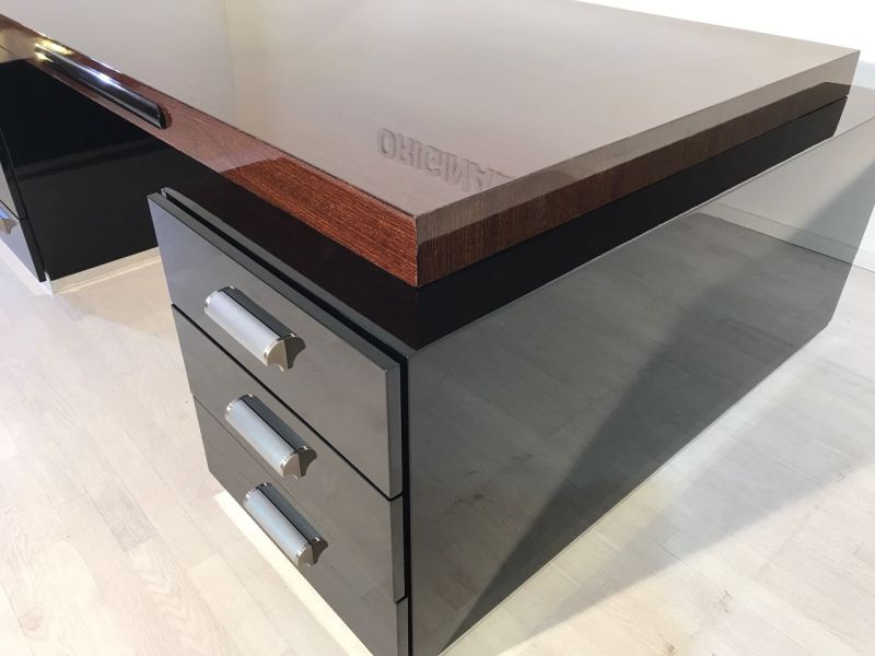 Prachtvoller Bauhaus XXL Schreibtisch und Partner Schreibtisch
