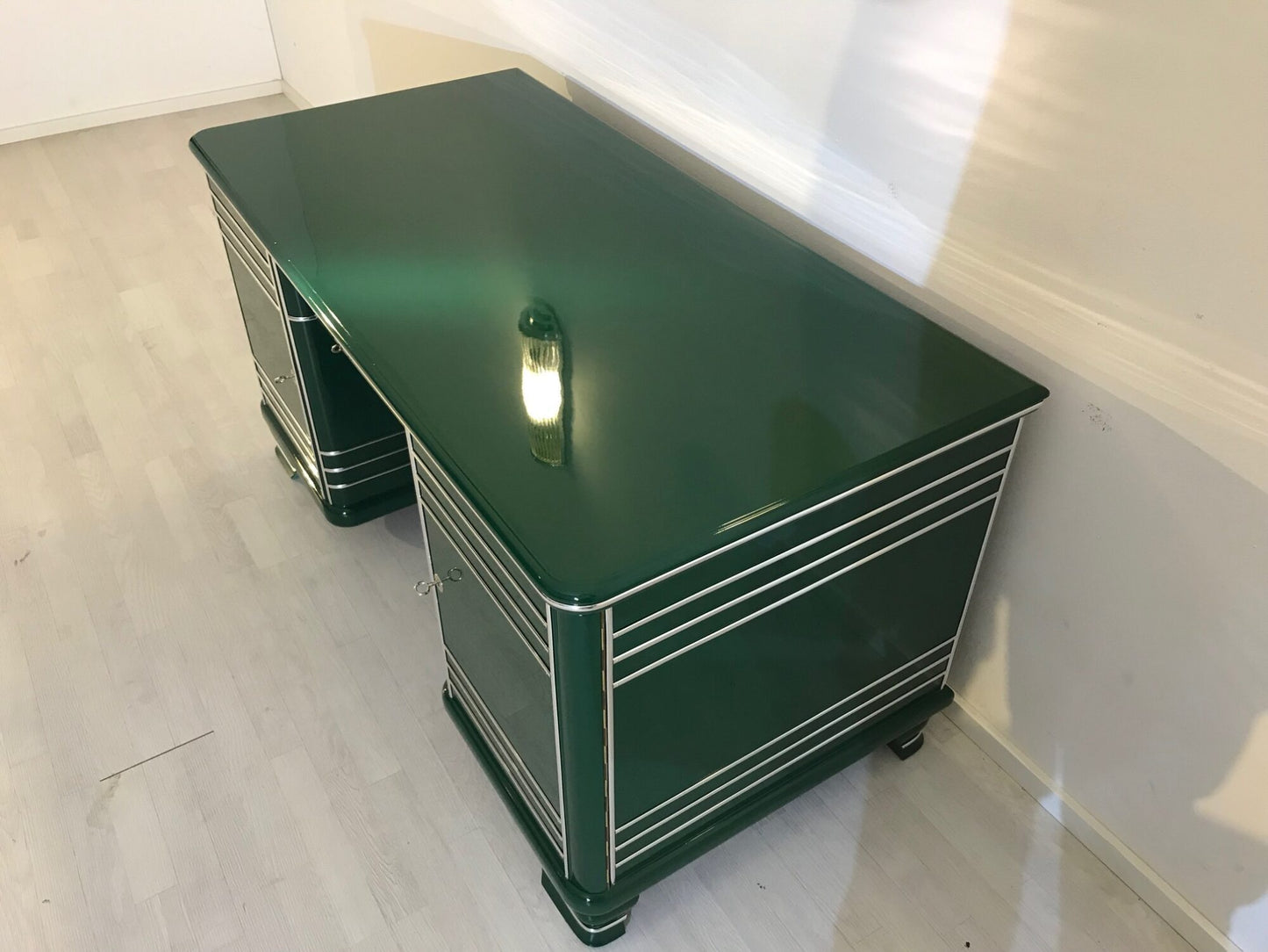Art Deco Schreibtisch in Jaguar Racing Green 1920 aus Frankreich
