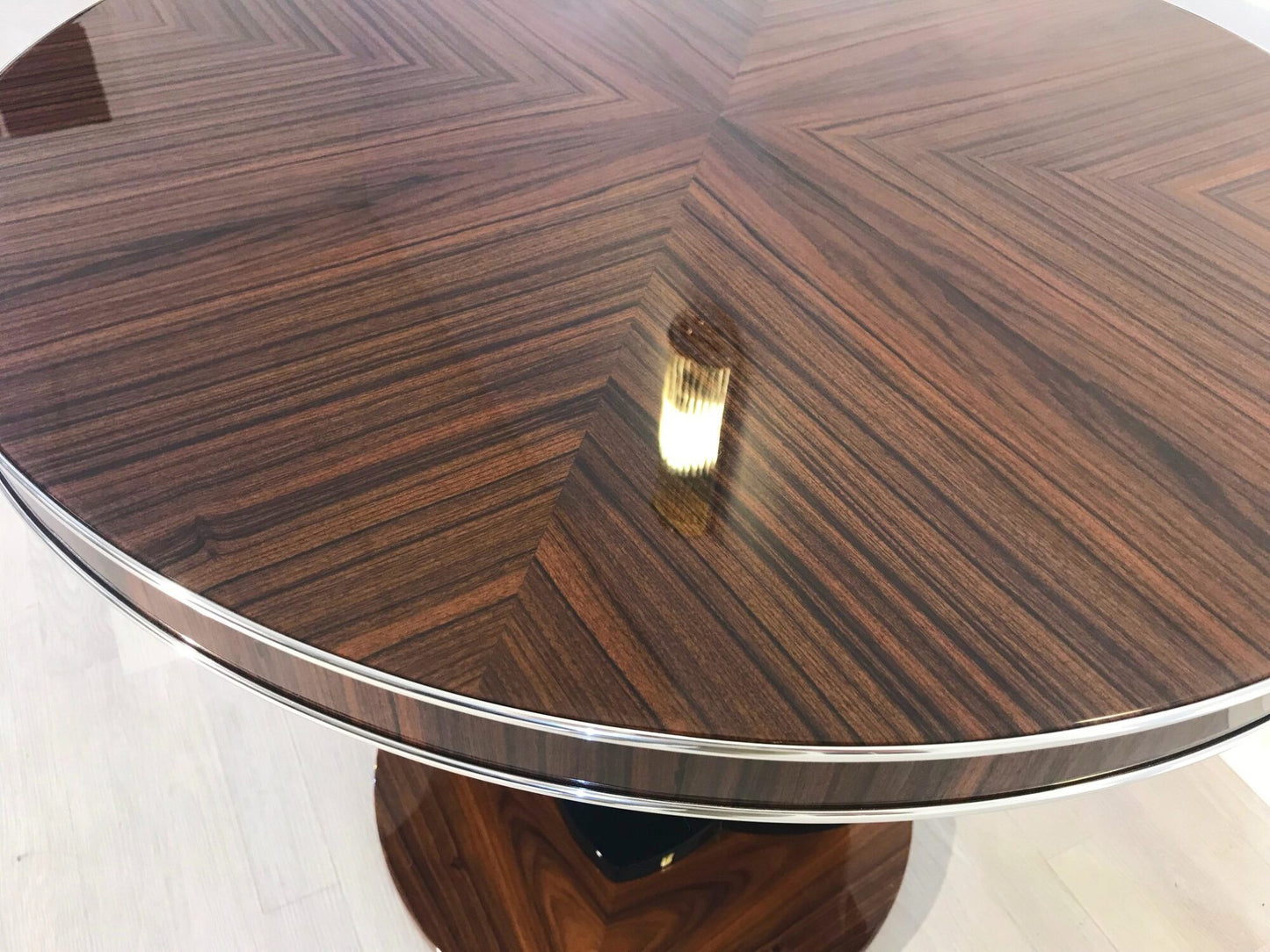 Art Deco Design Palisander Beistelltisch