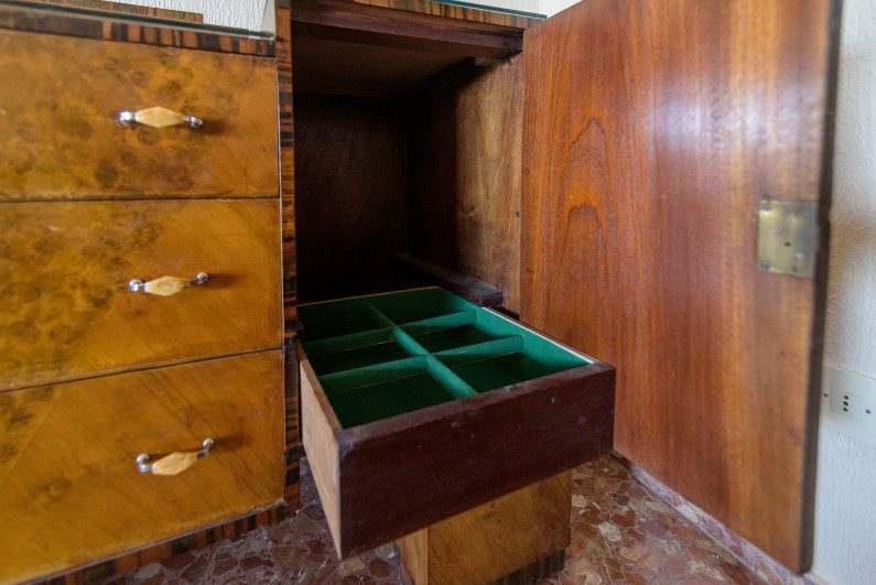 Original Art Deco Barschrank aus Wurzelholz