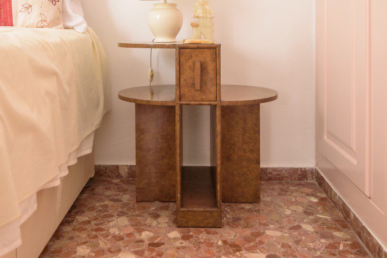 Pärchen Art Deco Nachttisch 1920er