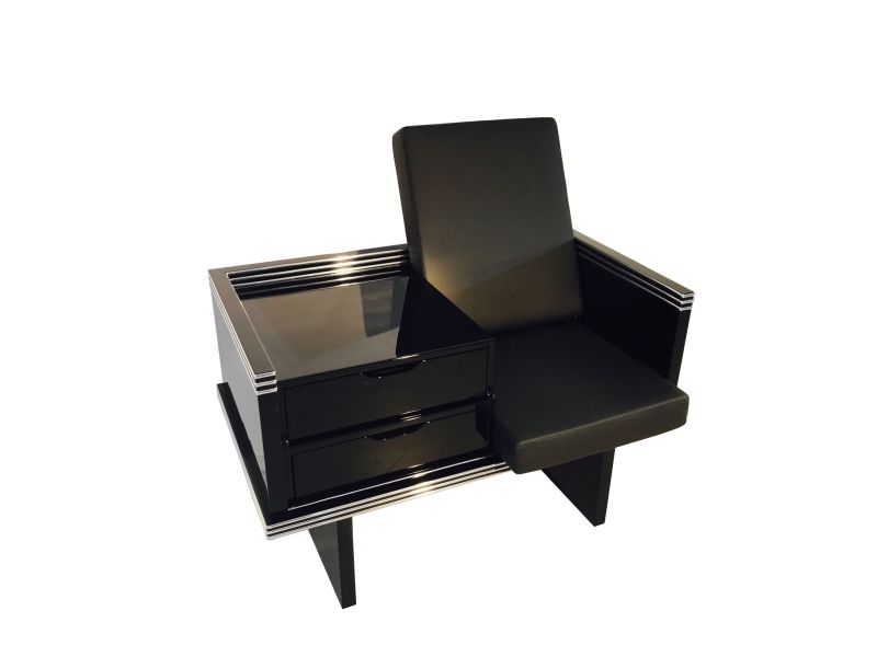Großer Art Deco Sessel mit Chromleisten