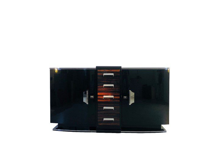 Art Deco Sideboard mit einer wundervollen Form